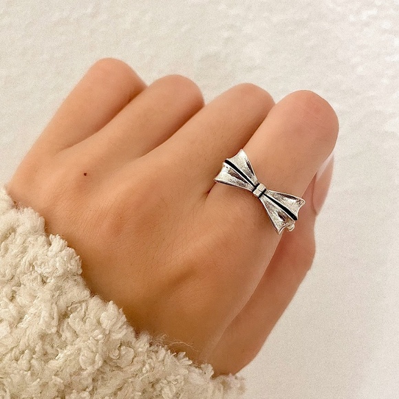 925 Sterling Silver Bow Ring Minimalist Ring Dainty Ring Band Stackable Ring - Picture 1 of 6